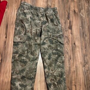 Sonoma Men's Green Camo Cargo Pants